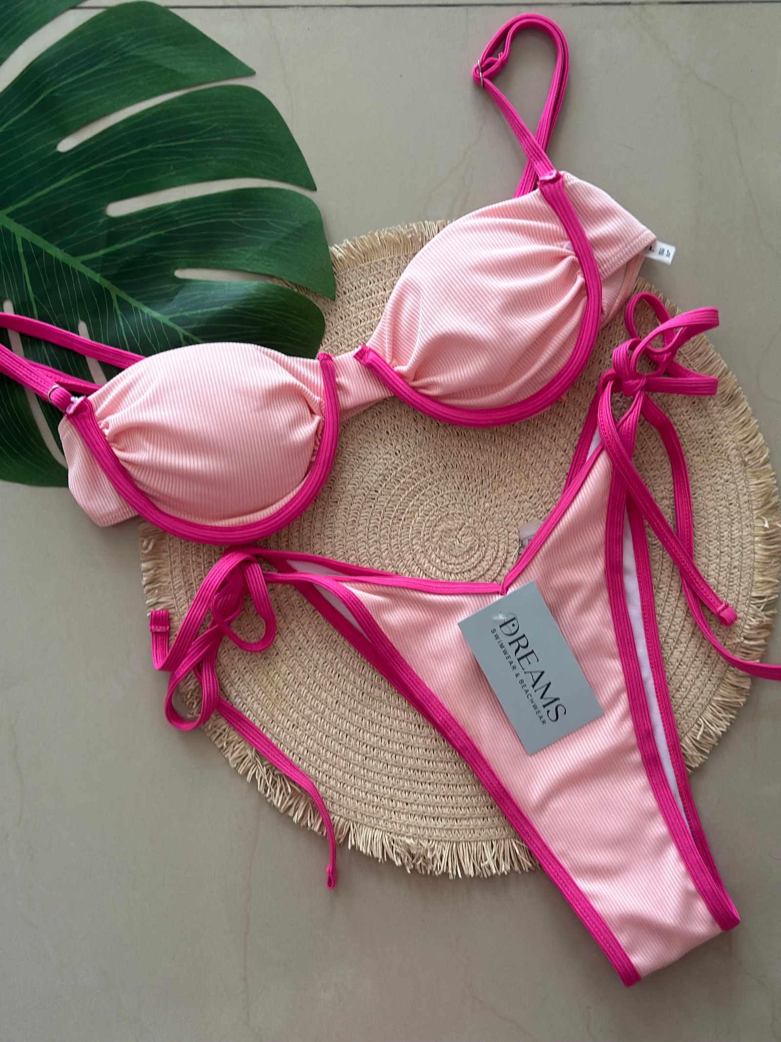 Bikini Textura Con Varilla - Rosa